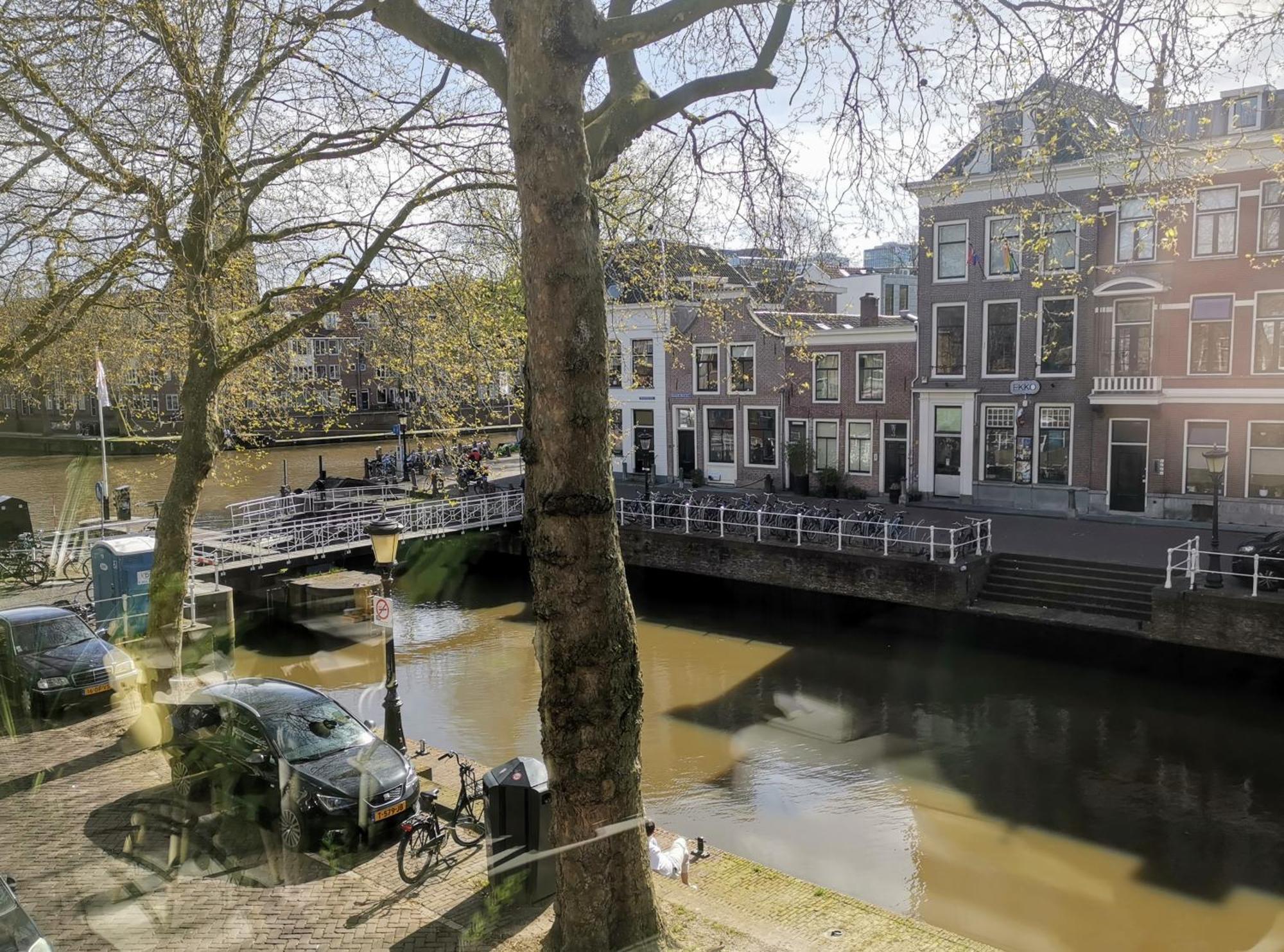 Slapen Aan De Sluis Leilighet Utrecht Eksteriør bilde